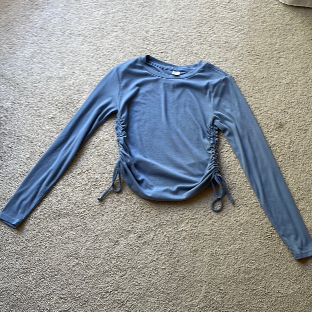 old navy long sleeve top